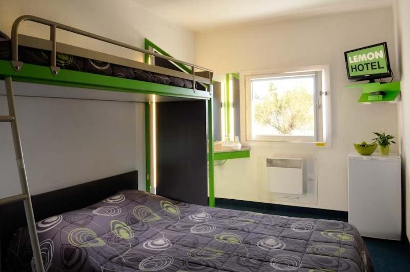 Lemon Hotel - Mery Sur Oise/Cergy Dış mekan fotoğraf