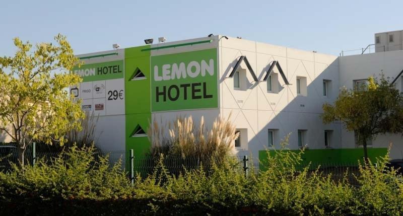 Lemon Hotel - Mery Sur Oise/Cergy Dış mekan fotoğraf