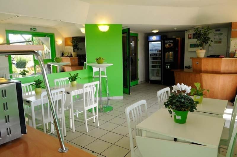 Lemon Hotel - Mery Sur Oise/Cergy Dış mekan fotoğraf